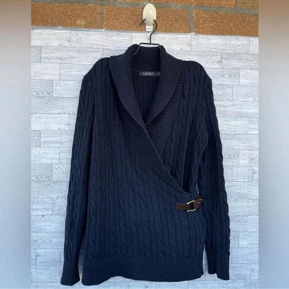 RALPH LAUREN BLACK LABEL
Cable-Knit Buckle-Trim Sweater Large - Picture 1 of 10